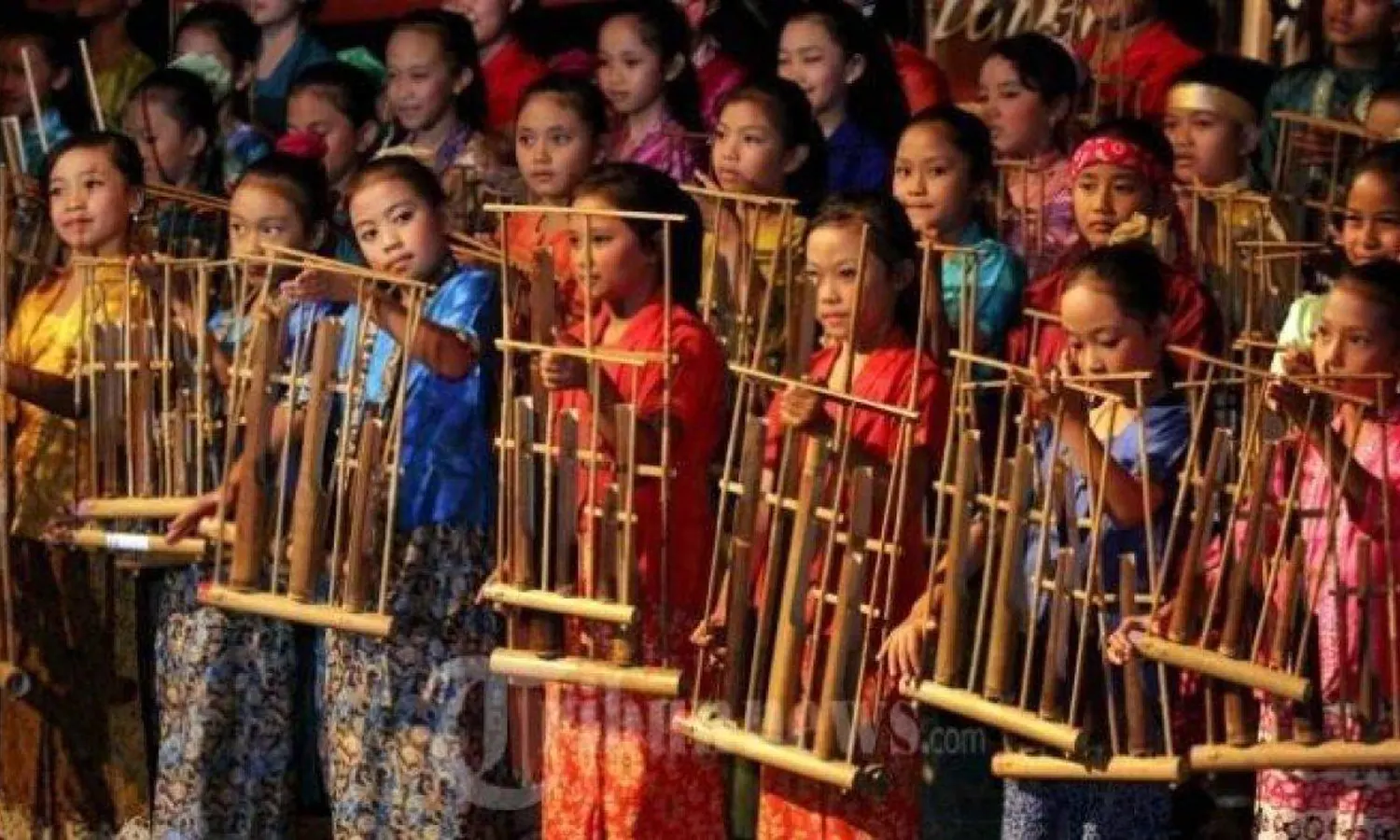 Google Doodle Tampilkan Angklung Hari Ini, Apa Sejarahnya?