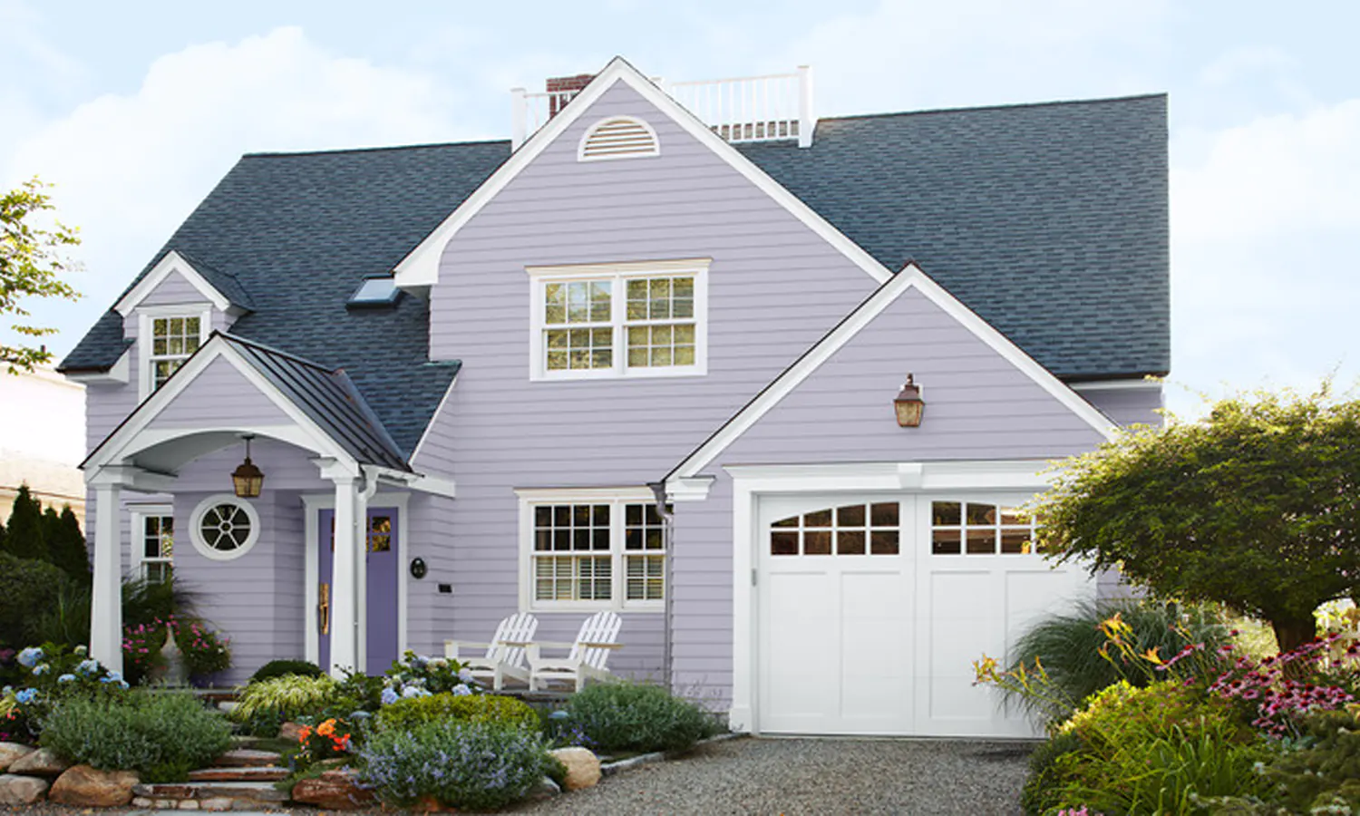 10 Inspirasi Warna Cat Luar Rumah yang Sejuk dan Elegan