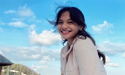 Amel Carla