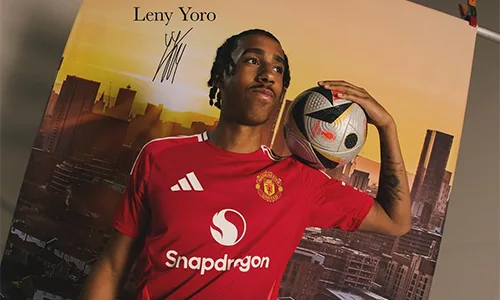 Liga Inggris: Manchester United Resmi Rekrut Leny Yoro dari Lille